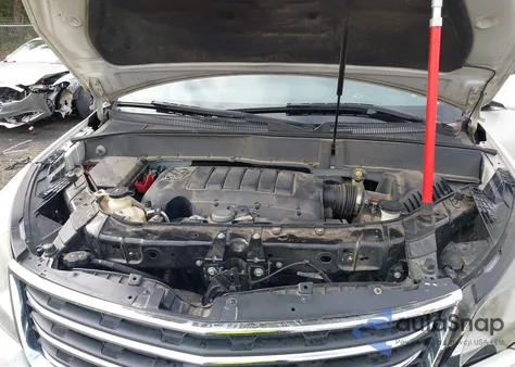 2015 Chevrolet Traverse 1Lt z USA, uszkodzony, nr VIN 1GNKVGKD4FJ226765